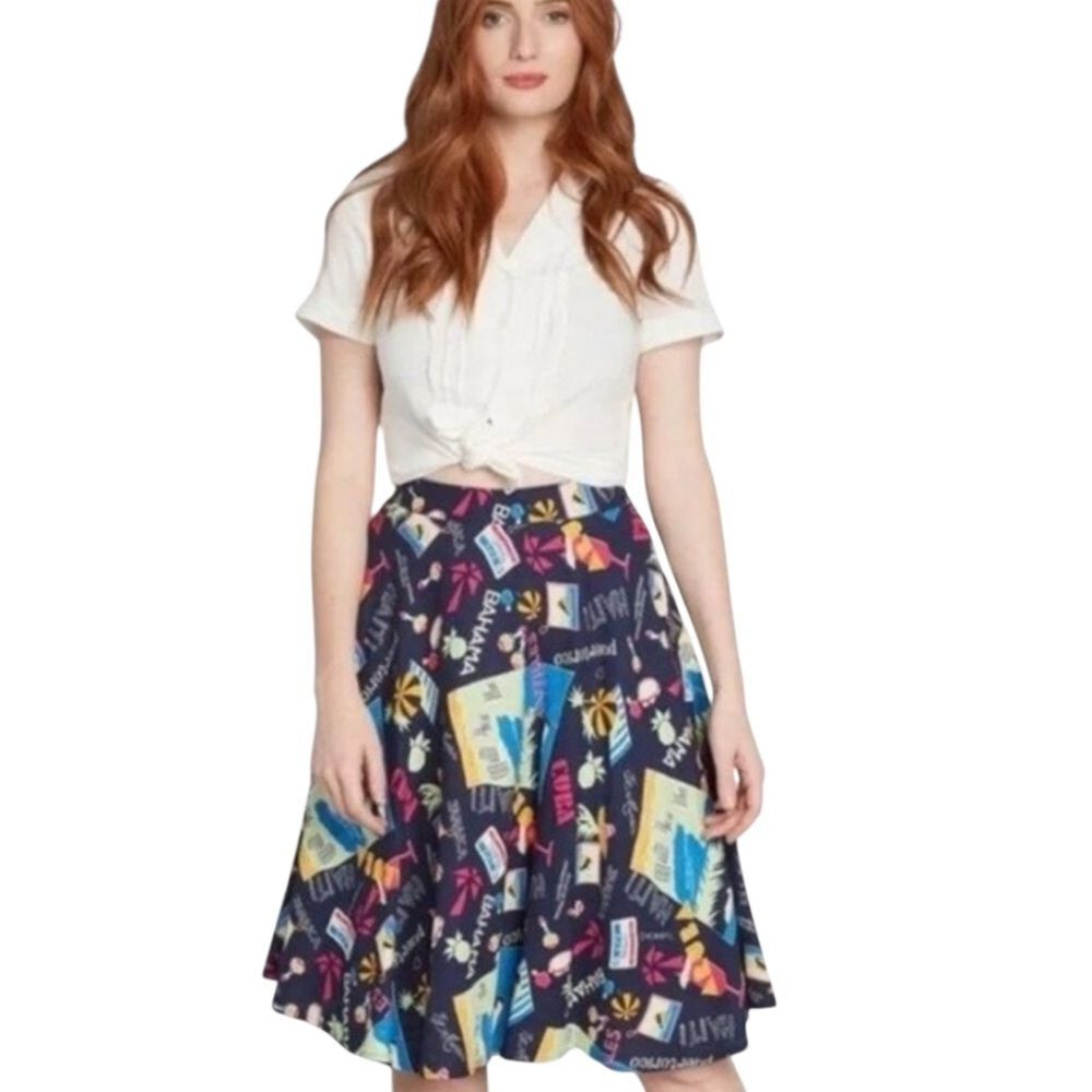 ModCloth Travel Print Skirt sz M